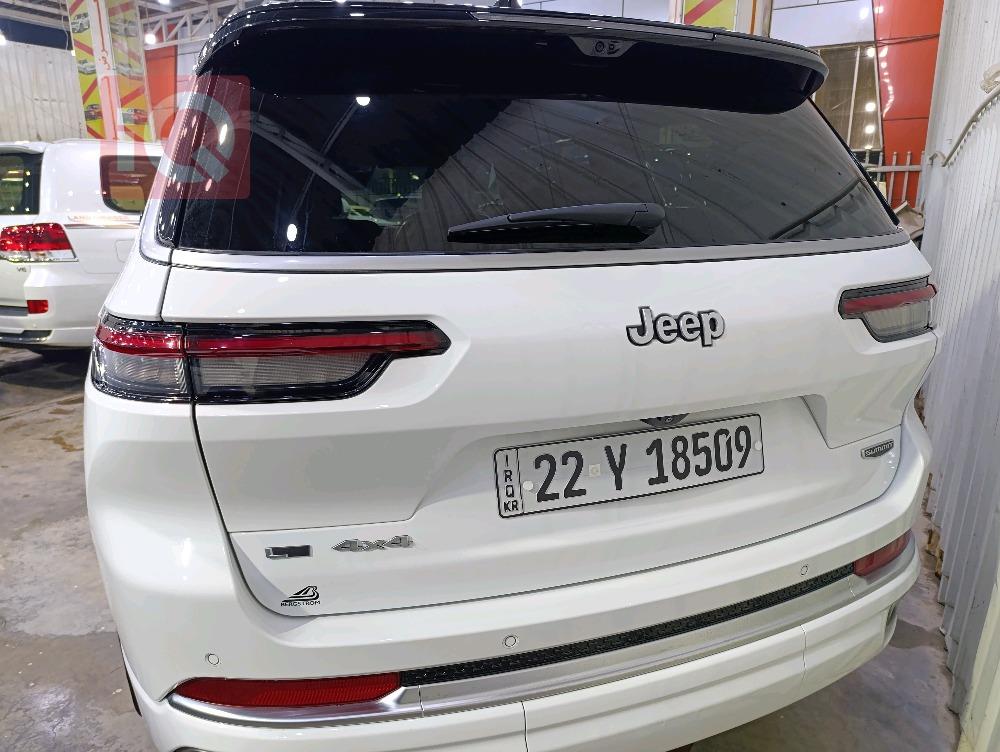 جیپ L گراند شیرۆکی